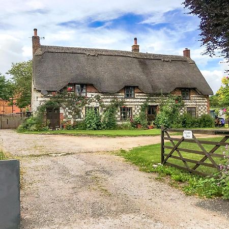 Hoopers Farmhouse Tilshead 外观 照片